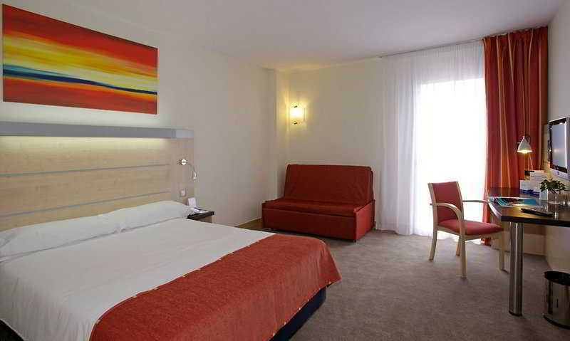 B&B Hotel Girona 3 Salt Habitación foto